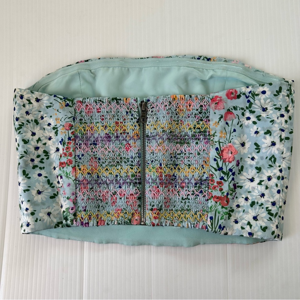 Alice + Olivia Ceresi Floral Smocked Bandeau Top, 6 - Picture 4 of 15